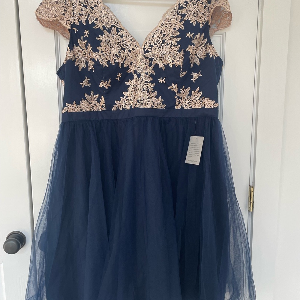 Chi Chi Curve Joan Dress Navy
